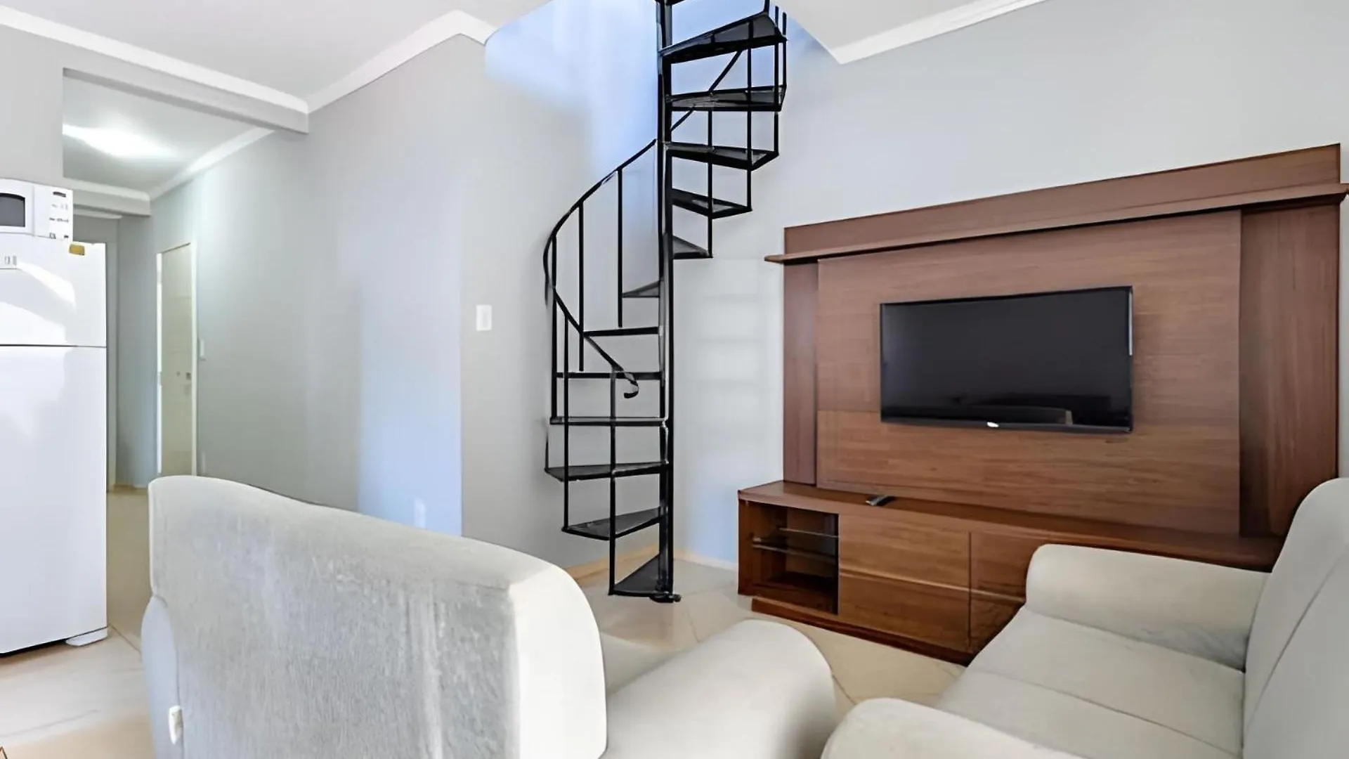 Apartamento A 190M Da Praia De Bombinhas - 202
