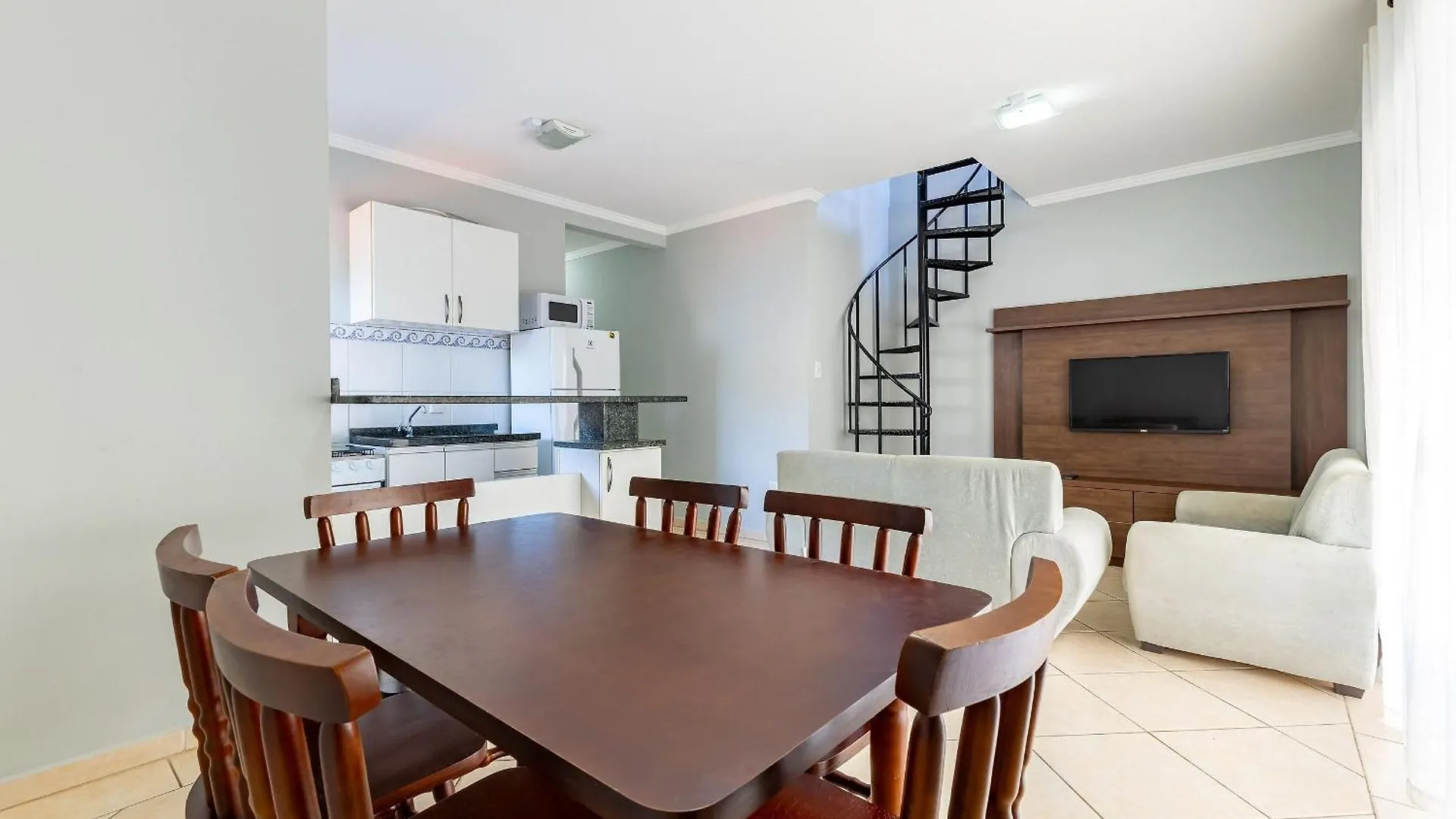 Apartamento A 190M Da Praia De Bombinhas - 202